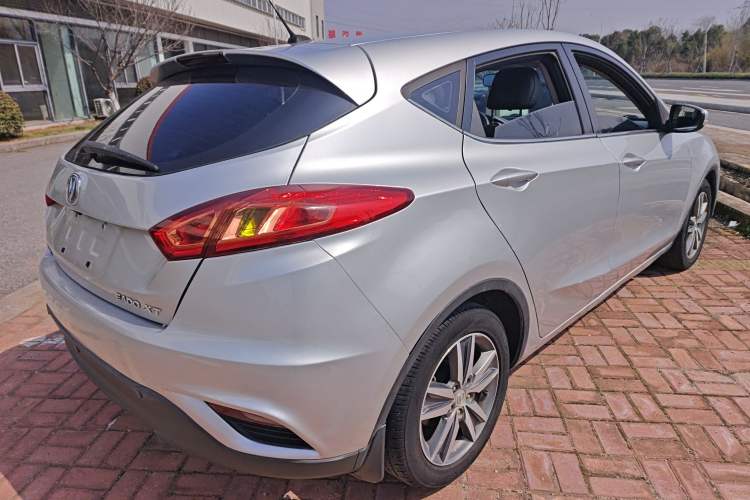 Used CHANGAN Eado 2015 1.6L Manual Junku Model China IV Standard Rear Right 45 Deg