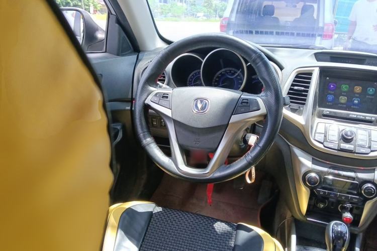 Used CHANGAN Eado 2015 1.6L Manual Luxury Model China V Standard Steering Wheel