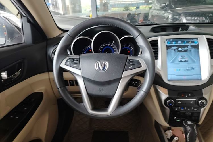 Used CHANGAN Eado 2015 1.6L Automatic Luxury Model Steering Wheel