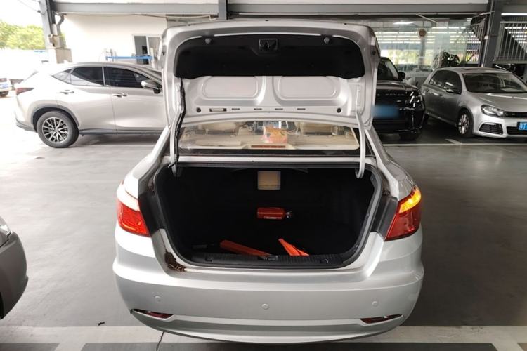 Used CHANGAN Eado 2015 1.6L Automatic Luxury Model Trunk
