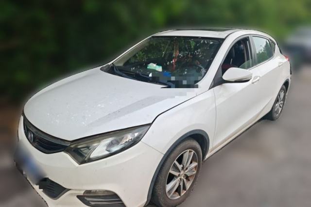 Ojetý CHANGAN Eado Eado XT 1.6L Automatic Prestige, China IV Emission Standard