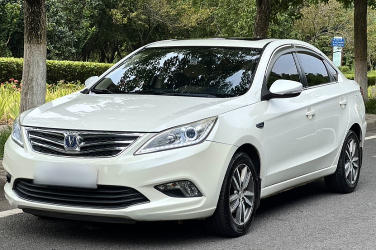 Used CHANGAN Eado 2015 1.6L Manual Luxury Model China V Standard Guazi used car, China used car export, Used car for sale, Used cars, Cheapest cars for sale