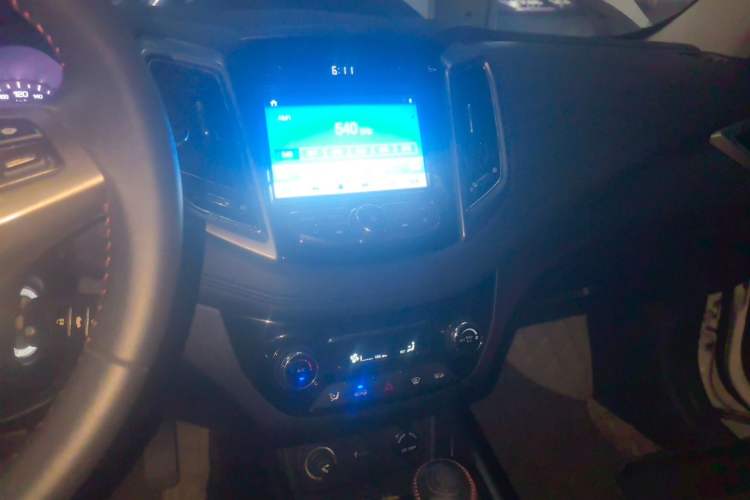 Used CHANGAN Eado 2015 1.6L Automatic Junku Model China IV Standard Audio And AC Panel
