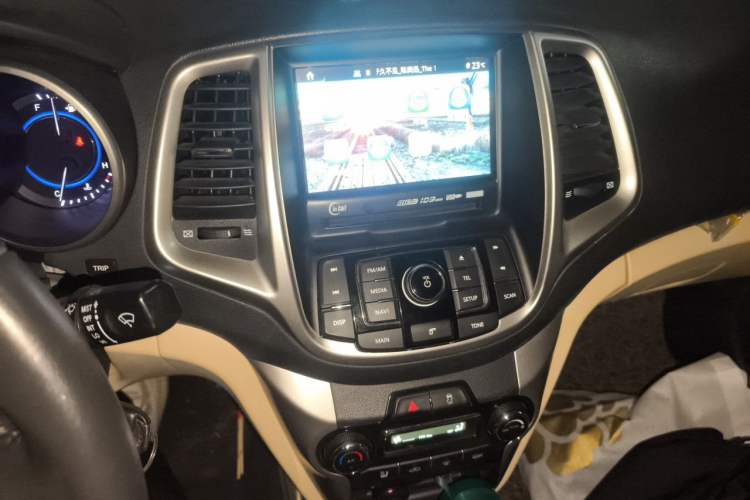 Used CHANGAN Eado 2015 1.6L Automatic Luxury Model Audio And AC Panel