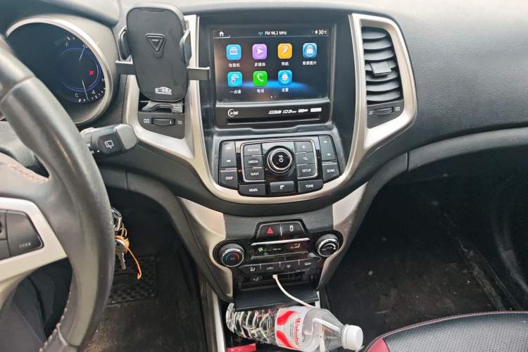 Used CHANGAN Eado 2015 1.6L Manual Junku Model China IV Standard Audio And AC Panel