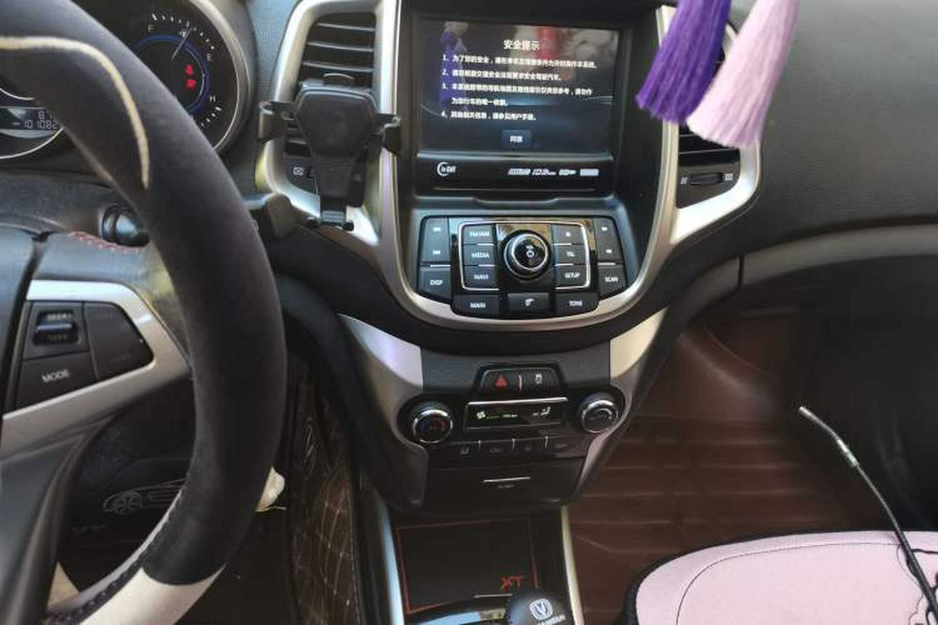 Used CHANGAN Eado 2015 1.6L Manual Junku Model China IV Standard Audio And AC Panel