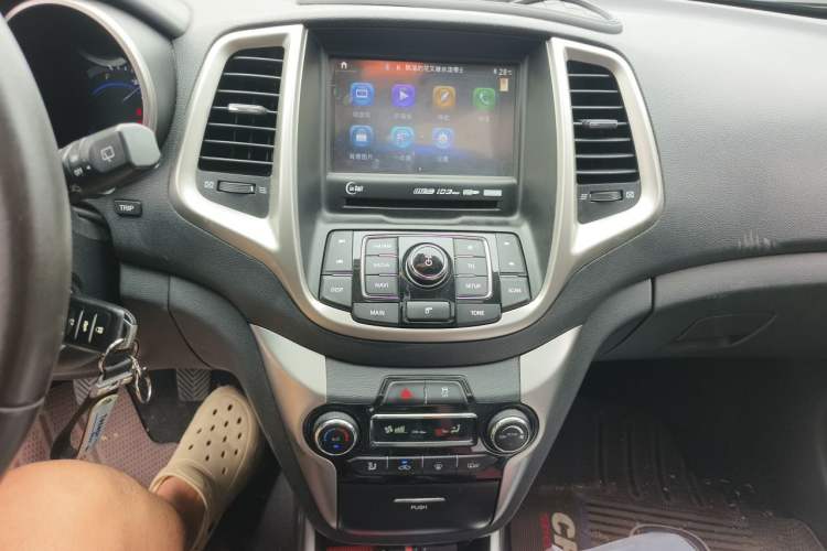 Used CHANGAN Eado 2015 1.6L Manual Junku Model China IV Standard Audio And AC Panel