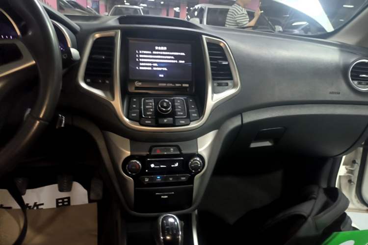 Used CHANGAN Eado 2015 1.6L Manual Junku Model China V Standard Audio And AC Panel