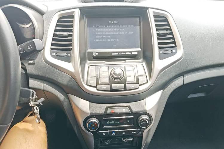 Used CHANGAN Eado 2015 1.6L Manual Junku Model China V Standard Audio And AC Panel
