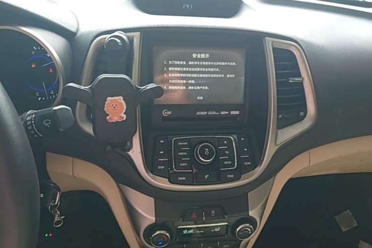 Used CHANGAN Eado 2015 1.6L Automatic Luxury Model Audio And AC Panel