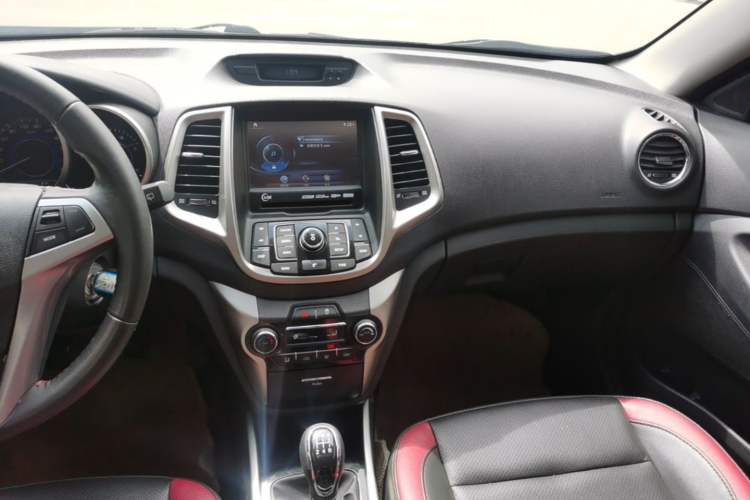 Used CHANGAN Eado 2015 1.6L Manual Junku Model China IV Standard Audio And AC Panel