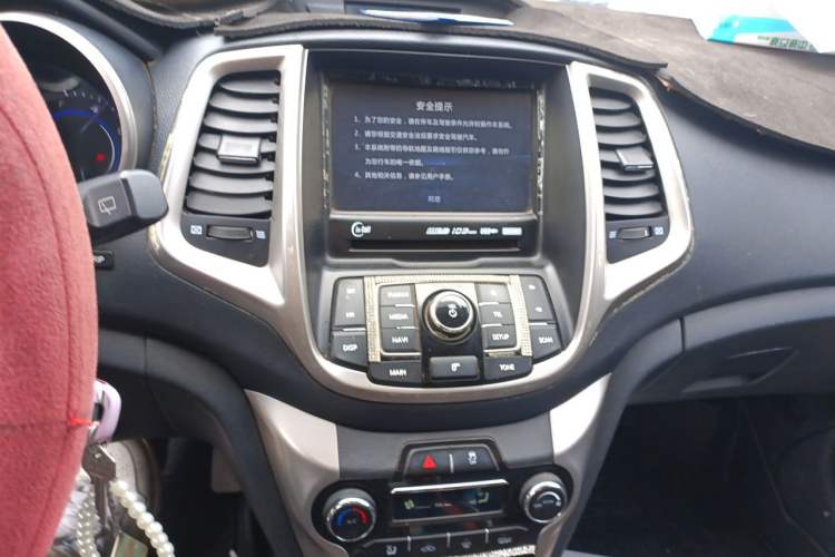 Used CHANGAN Eado 2015 1.6L Manual Junku Model China V Standard Audio And AC Panel