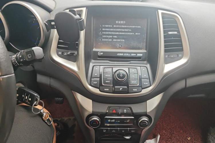 Used CHANGAN Eado 2015 1.6L Manual Junku Model China V Standard Audio And AC Panel