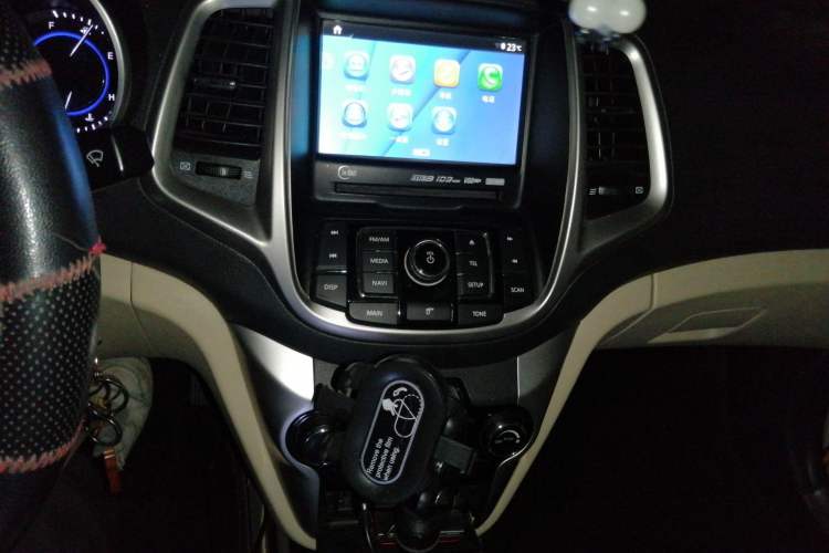 Used CHANGAN Eado 2015 1.6L Manual Flagship Model Audio And AC Panel