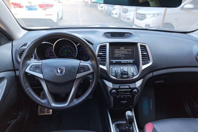 Used CHANGAN Eado 2015 1.6L Manual Junku Model China IV Standard Center Console