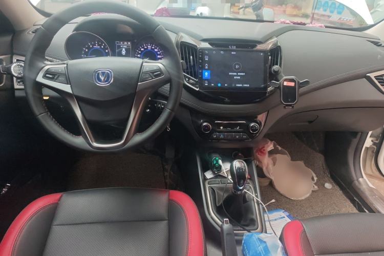 Used CHANGAN Eado 2015 1.6L Manual Junku Model China V Standard Center Console