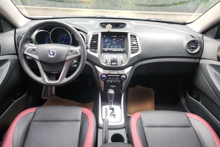 Used CHANGAN Eado 2015 1.6L Automatic Junku Model China IV Standard Center Console