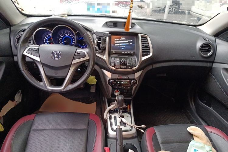 Used CHANGAN Eado 2015 1.6L Automatic Junku Model China V Standard Center Console