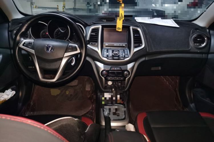 Used CHANGAN Eado 2015 1.6L Automatic Junku Model China V Standard Center Console