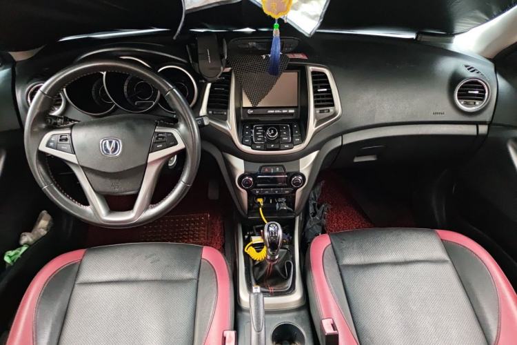 Used CHANGAN Eado 2015 1.6L Manual ZhiKu Model China V Standard Center Console