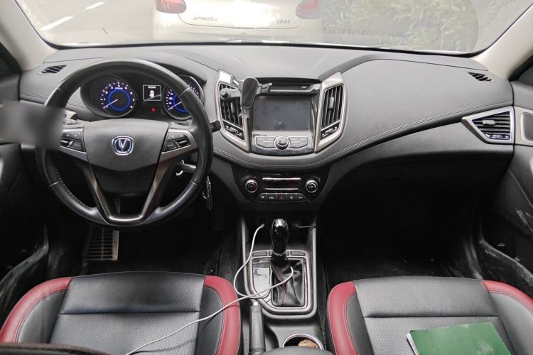 Used CHANGAN Eado 2015 1.6L Automatic Junku Model China V Standard Center Console