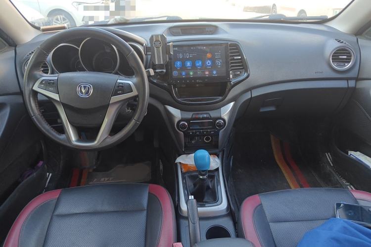 Used CHANGAN Eado 2015 1.6L Manual Junku Model China V Standard Center Console