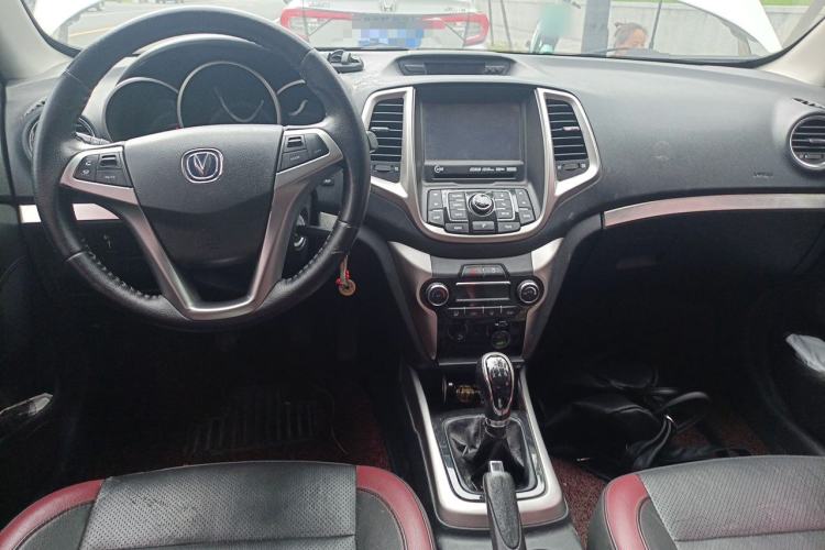 Used CHANGAN Eado 2015 1.6L Manual Junku Model China IV Standard Center Console
