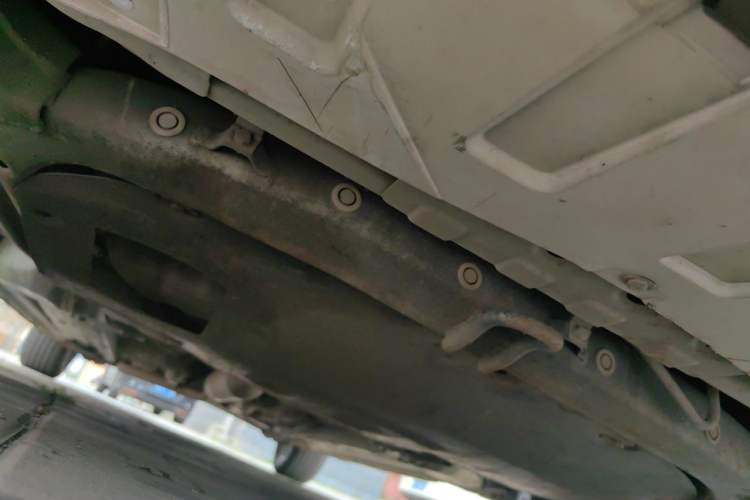 Used CHANGAN Eado 2015 1.6L Manual Junku Model China IV Standard Chassis Front