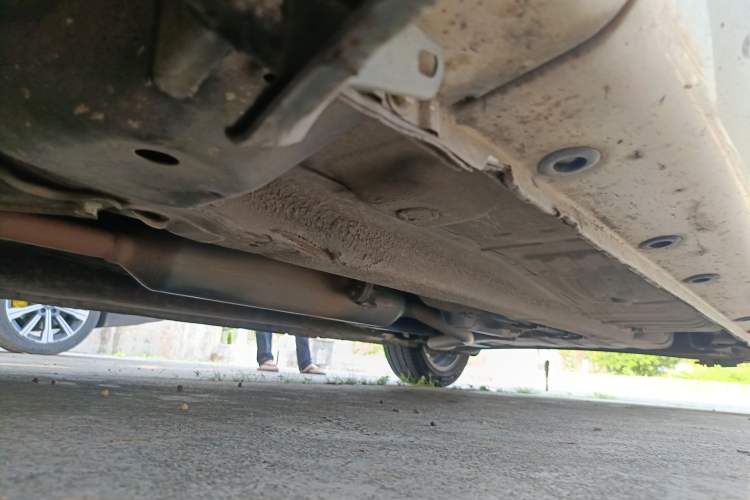 Used CHANGAN Eado 2015 1.6L Manual Junku Model China V Standard Chassis Front Left