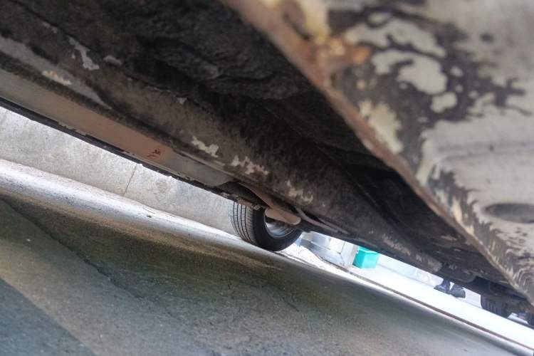 Used CHANGAN Eado 2015 1.6L Automatic Junku Model China IV Standard Chassis Front Left