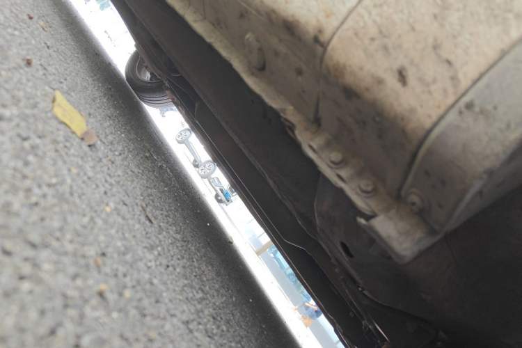 Used CHANGAN Eado 2015 1.6L Manual Junku Model China IV Standard Chassis Front Right