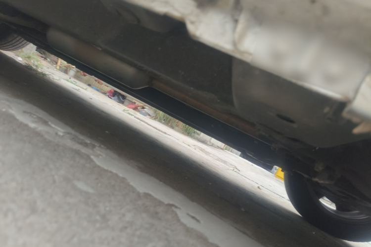 Used CHANGAN Eado 2015 1.6L Manual Flagship Model Chassis Front Right