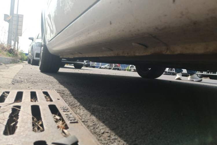 Used CHANGAN Eado 2015 1.6L Automatic Junku Model China V Standard Chassis Front Right