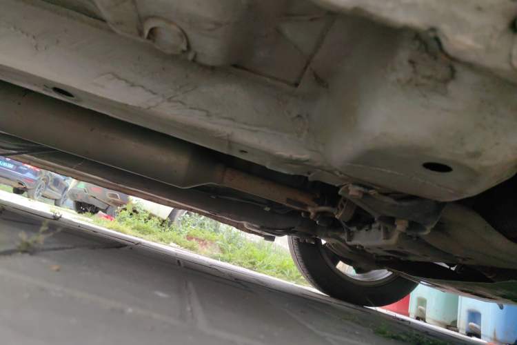 Used CHANGAN Eado 2015 1.6L Manual Junku Model China IV Standard Chassis Front Right