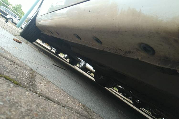 Used CHANGAN Eado 2015 1.6L Automatic Junku Model China IV Standard Chassis Front Right