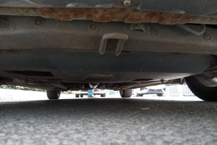 Used CHANGAN Eado 2015 1.6L Manual ZhiKu Model China IV Standard Chassis Front