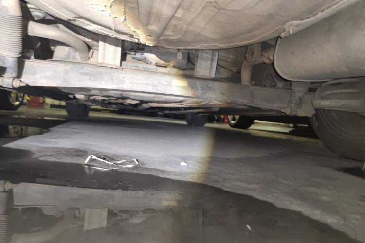 Used CHANGAN Eado 2015 1.6L Manual Junku Model China IV Standard Chassis Rear