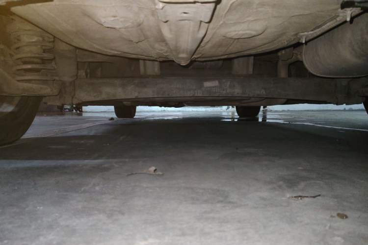 Used CHANGAN Eado 2015 1.6L Manual Junku Model China IV Standard Chassis Rear