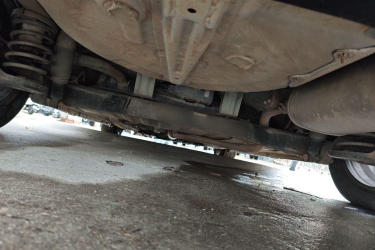 Used CHANGAN Eado 2015 1.6L Manual Junku Model China IV Standard Chassis Rear