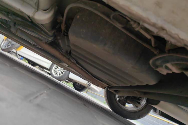 Used CHANGAN Eado 2015 1.6L Manual Junku Model China IV Standard Chassis Rear Left