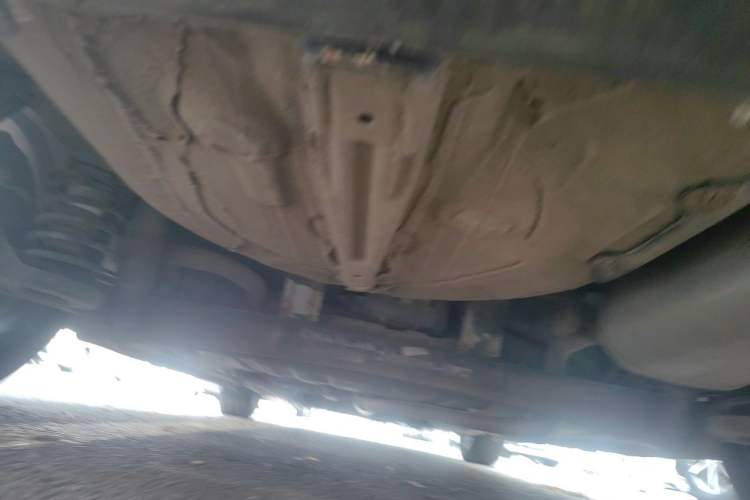 Used CHANGAN Eado 2015 1.6L Manual Junku Model China IV Standard Chassis Rear