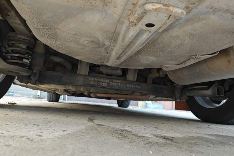 Used CHANGAN Eado 2015 1.6L Manual Luxury Model China IV Standard Chassis Rear