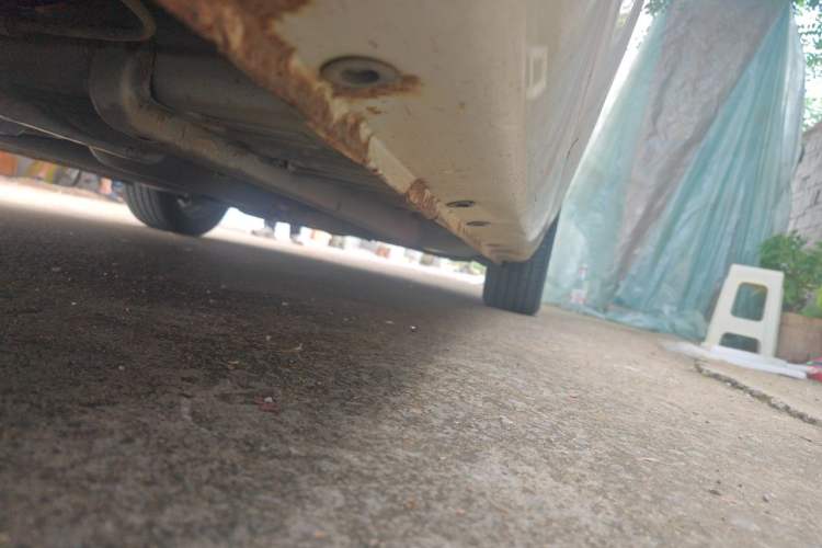 Used CHANGAN Eado 2015 1.6L Manual Junku Model China IV Standard Chassis Rear Right