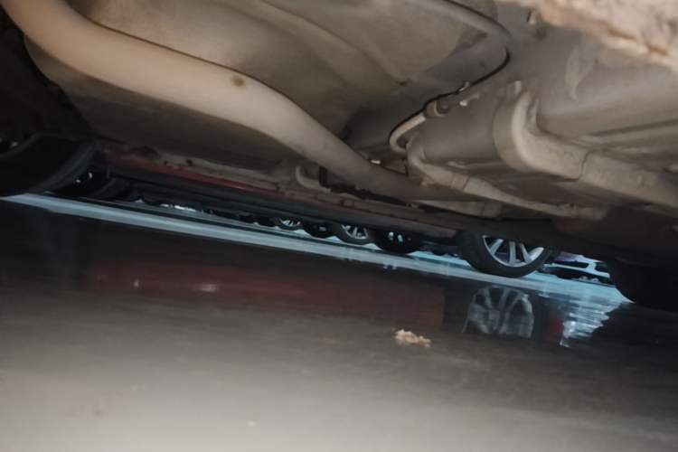 Used CHANGAN Eado 2015 1.6L Manual ZhiKu Model China IV Standard Chassis Rear Right