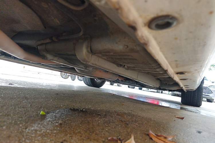 Used CHANGAN Eado 2015 1.6L Manual Junku Model China IV Standard Chassis Rear Right