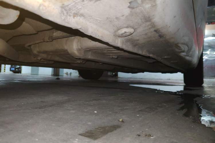 Used CHANGAN Eado 2015 1.6L Manual Junku Model China IV Standard Chassis Rear Right