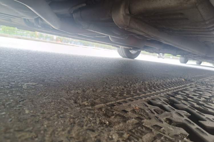 Used CHANGAN Eado 2015 1.6L Manual Flagship Model Chassis Rear Right