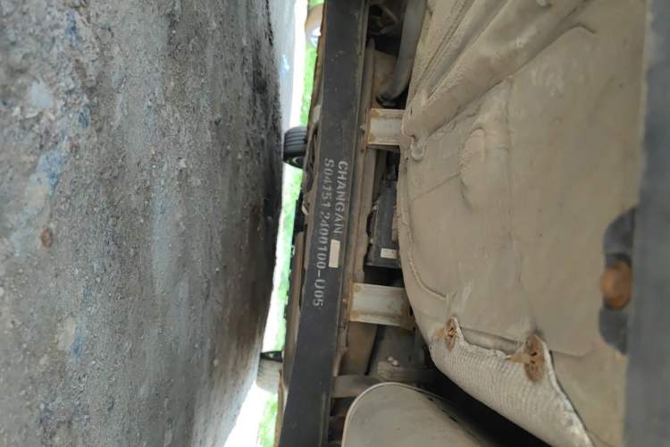 Used CHANGAN Eado 2015 1.6L Manual Junku Model China IV Standard Chassis Rear