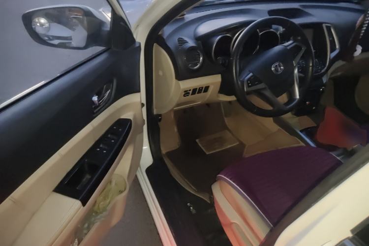 Used CHANGAN Eado 2015 1.6L Manual Luxury Model China IV Standard Driver Seat