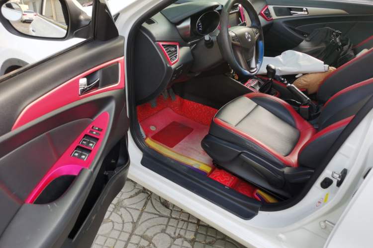 Used CHANGAN Eado 2015 1.6L Manual Junku Model China IV Standard Driver Seat
